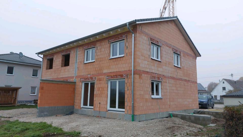 Doppelhaushälfte Buttenwiesen - 4.5 Zimmer, 124 m&sup2;, 1.700&euro; | Angebot:24367570