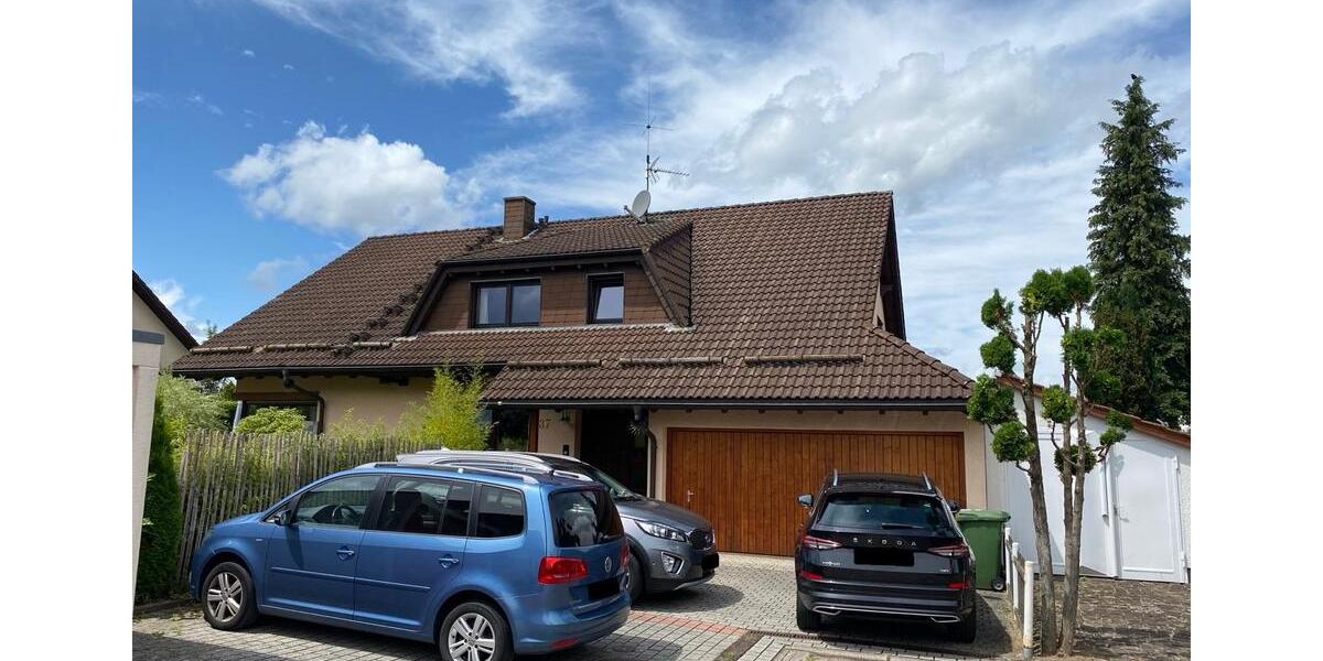 Dachgeschoßwohnung Karlsbad - 4 Zimmer, 1.250&euro; | Angebot:22982345