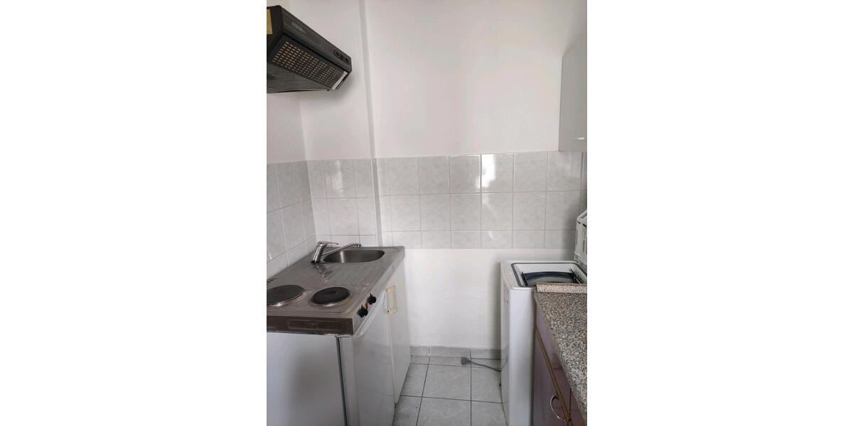 Erdgeschoßwohnung Pritzwalk - 1 Zimmer, 27 m&sup2;, 350&euro; | Angebot:26111393