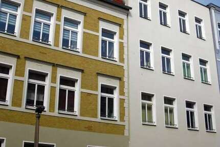 Wohnung zum Mieten in HalleS. 690 € 92 m² 4 zimmer