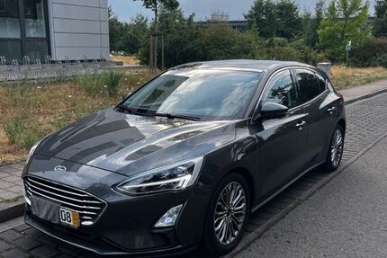 Ford Focus 87.000 km 13.200 &euro; Kaiserslautern 67663