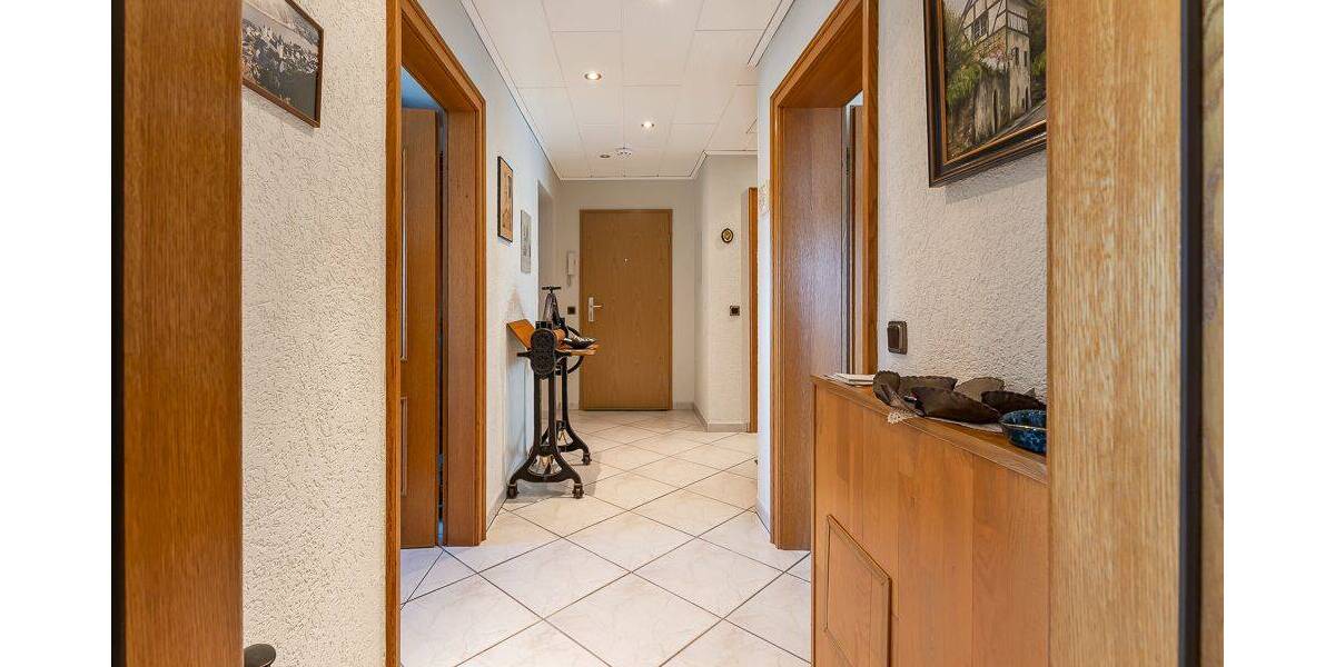 Etagenwohnung Kerpen Horrem - 3 Zimmer, 110 m&sup2;, 359.000&euro; | Angebot:25777859