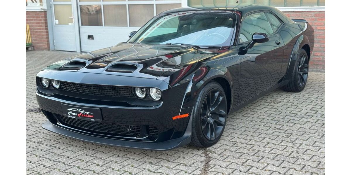 Dodge Challenger 32.000 km 37.750 € Jülich 52428