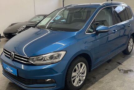 VW Touran 178.400 km 17.999 &euro; Landau a.d.Isar 94405