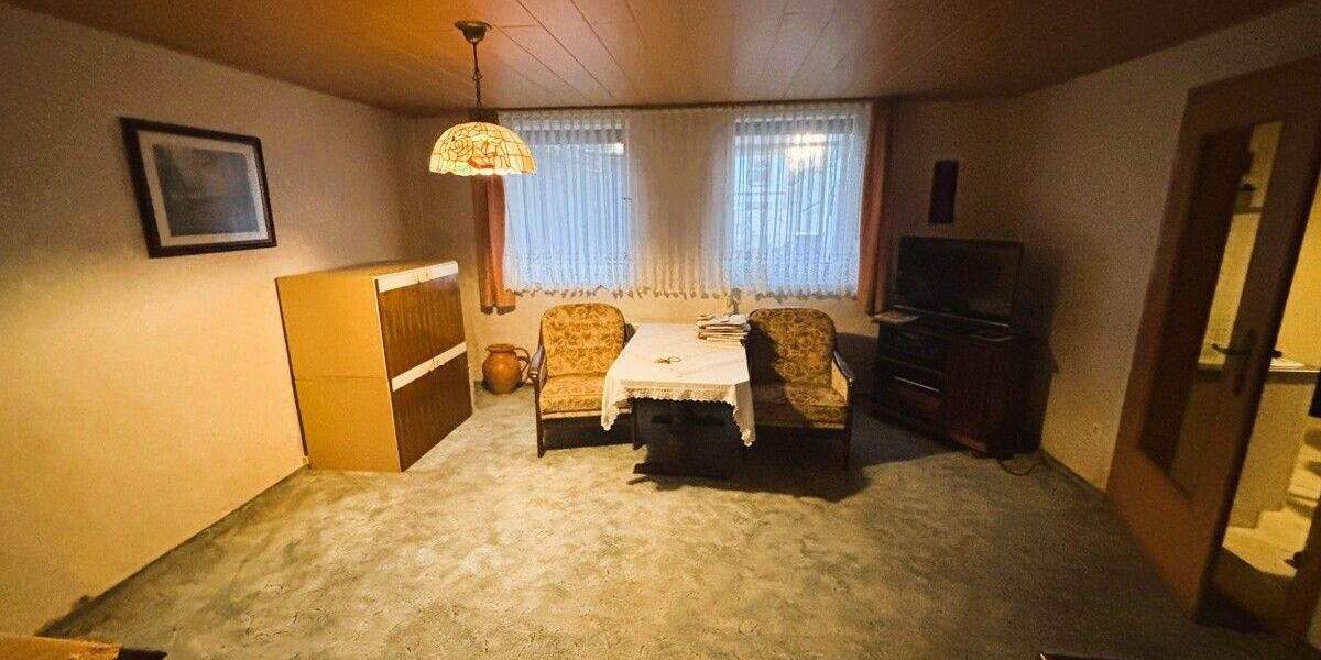 Mehrfamilienhaus, Wohnhaus Penzlin - 7 Zimmer, 178 m&sup2;, 159.000&euro; | Angebot:25674904