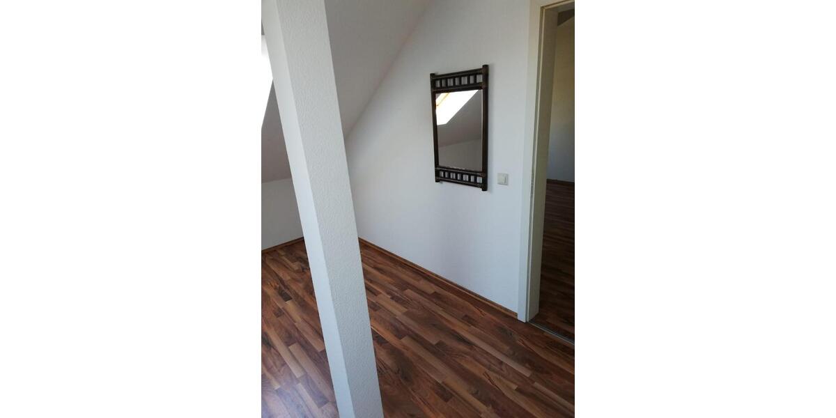 Dachgeschoßwohnung Coswig - 1 Zimmer, 40 m&sup2;, 340&euro; | Angebot:26676091