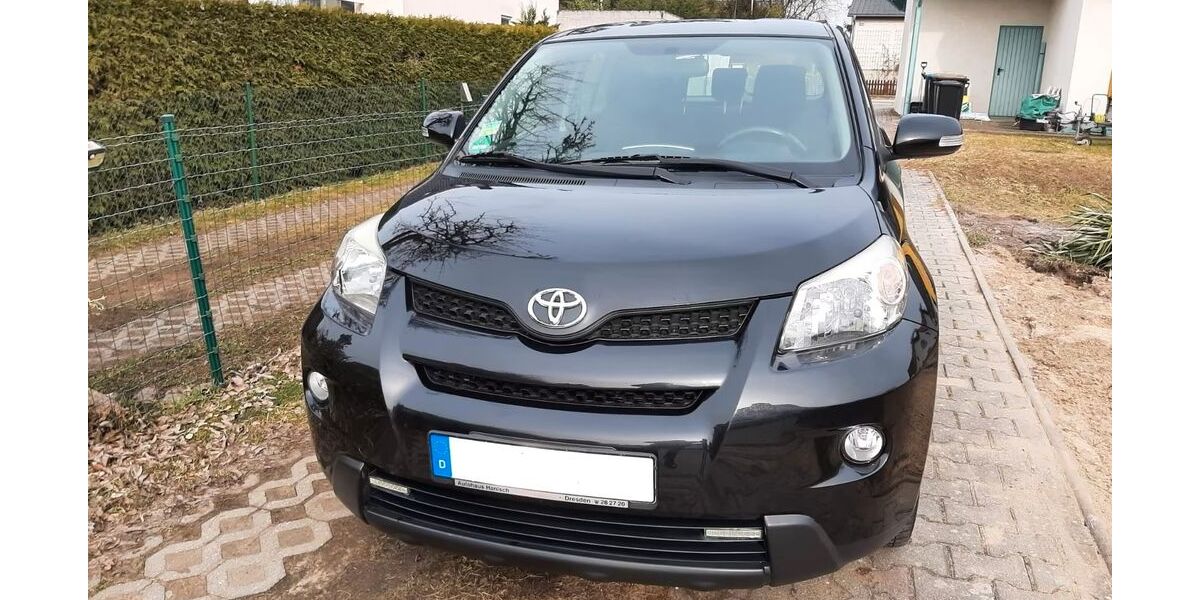 Toyota Urban Cruiser 74.300 km 7.990 &euro; Berlin 12526