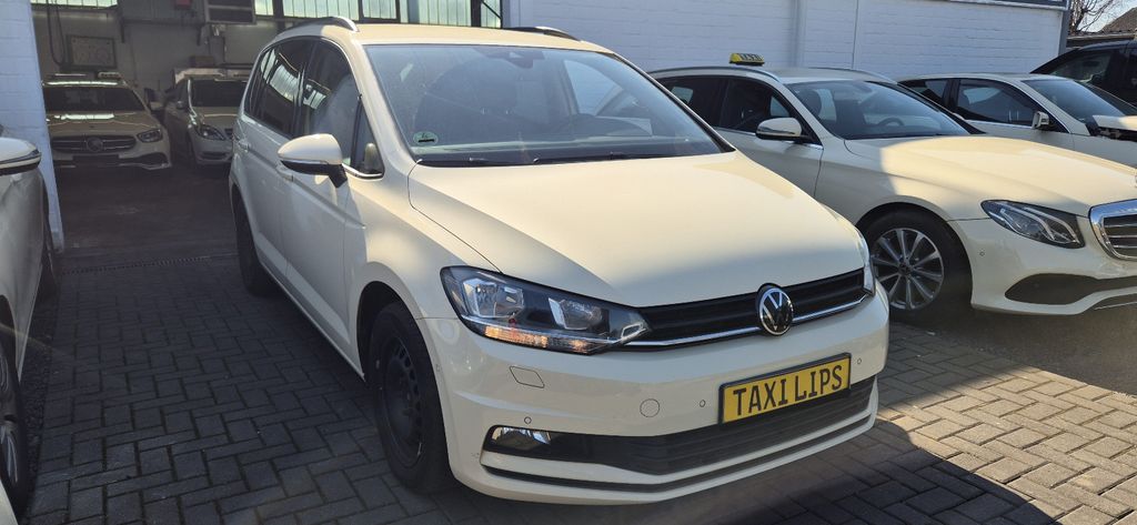 VW Touran 221.909 km 16.500 &euro; Korschenbroich 41352