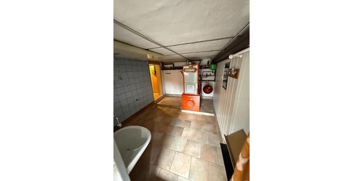 Einfamilienhaus Geratal Geraberg - 6 Zimmer, 120 m&sup2;, 155.000&euro; | Angebot:25224988