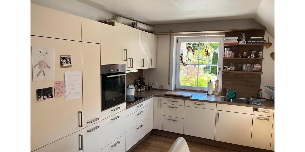 Dachgeschoßwohnung Buttenwiesen - 3.5 Zimmer, 100 m&sup2;, 1.050&euro; | Angebot:26705063