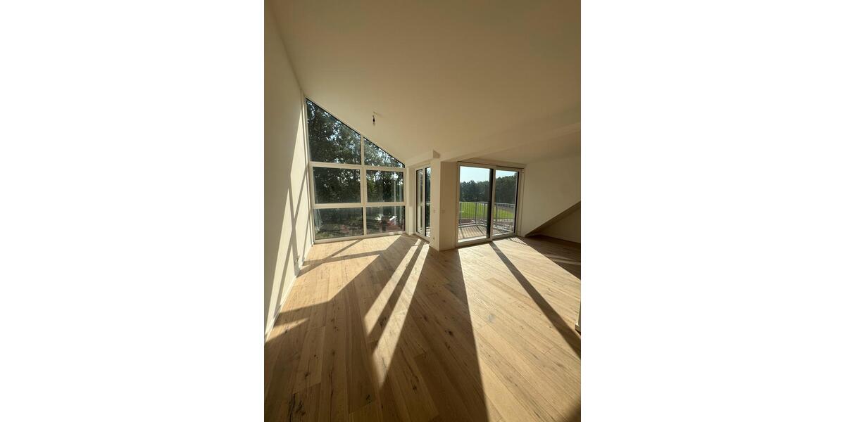 Dachgeschoßwohnung Königs Wusterhausen - 3 Zimmer, 80 m&sup2;, 379.000&euro; | Angebot:25161421