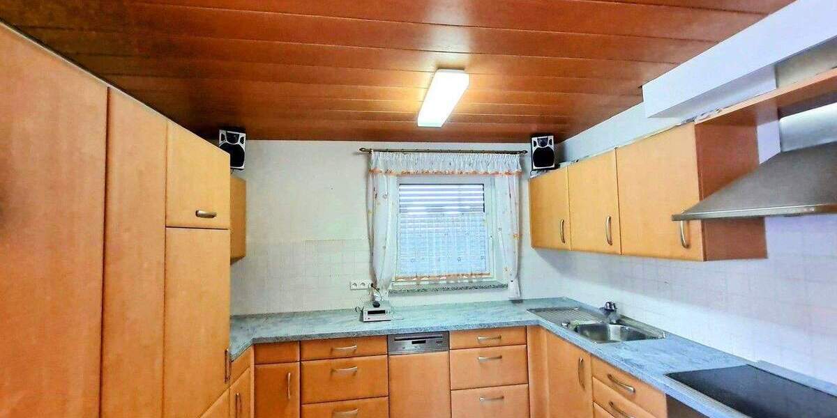 Doppelhaushälfte Biberach - 5 Zimmer, 125 m&sup2;, 1.500&euro; | Angebot:25657586