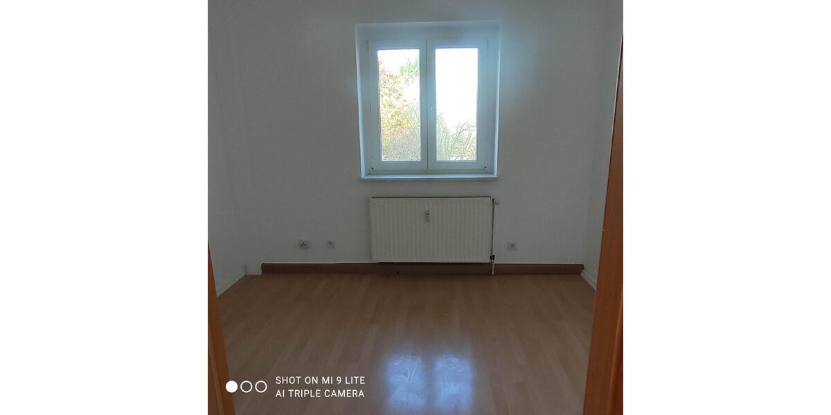 Etagenwohnung Mücheln (Geiseltal) - 3 Zimmer, 56 m&sup2;, 320&euro; | Angebot:24511883