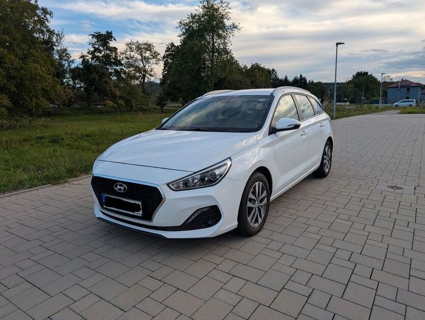 i30
