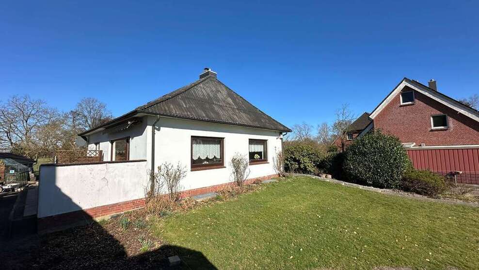 Haus zum Kaufen in Moorrege 309.000 € 90 m²