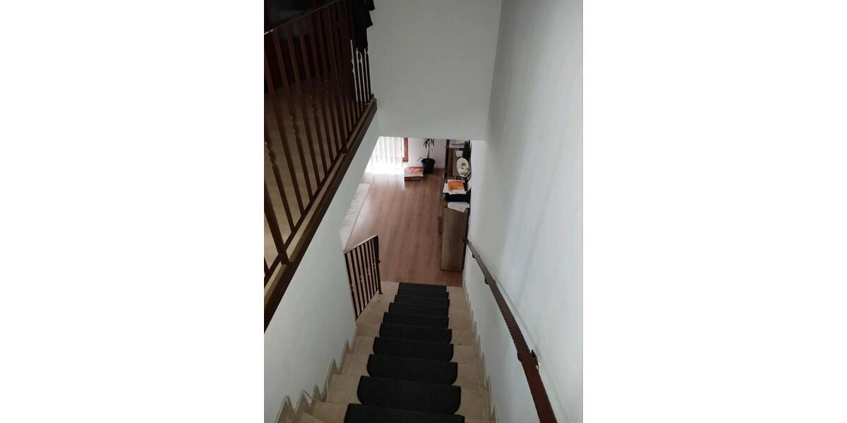 Doppelhaushälfte Wiernsheim - 5 Zimmer, 120 m&sup2;, 1.250&euro; | Angebot:27617807
