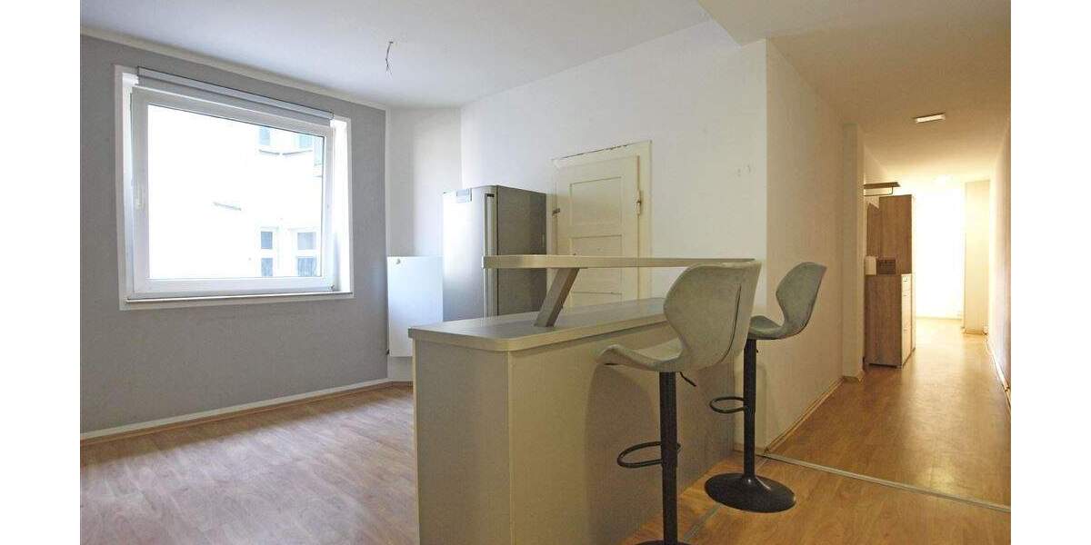 Etagenwohnung Mittweida - 3 Zimmer, 110 m&sup2;, 700&euro; | Angebot:25473720
