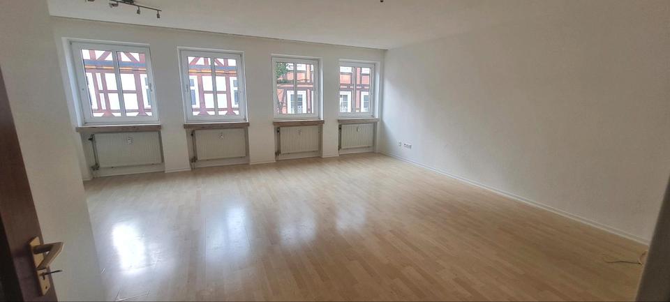 Etagenwohnung Hofgeismar - 3 Zimmer, 74 m&sup2;, 600&euro; | Angebot:24850708