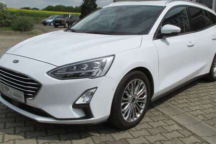 Ford Focus 120.000 km 16.450 &euro; Großdubrau 02694