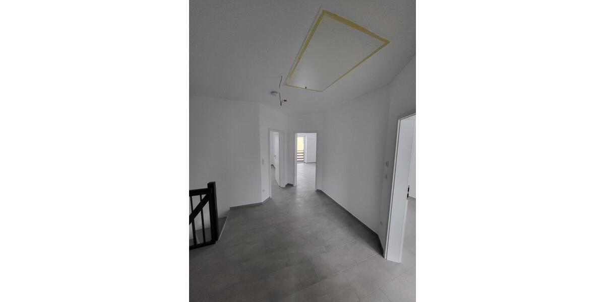 Etagenwohnung Schwarzenbek - 4 Zimmer, 136 m&sup2;, 2.250&euro; | Angebot:25186905