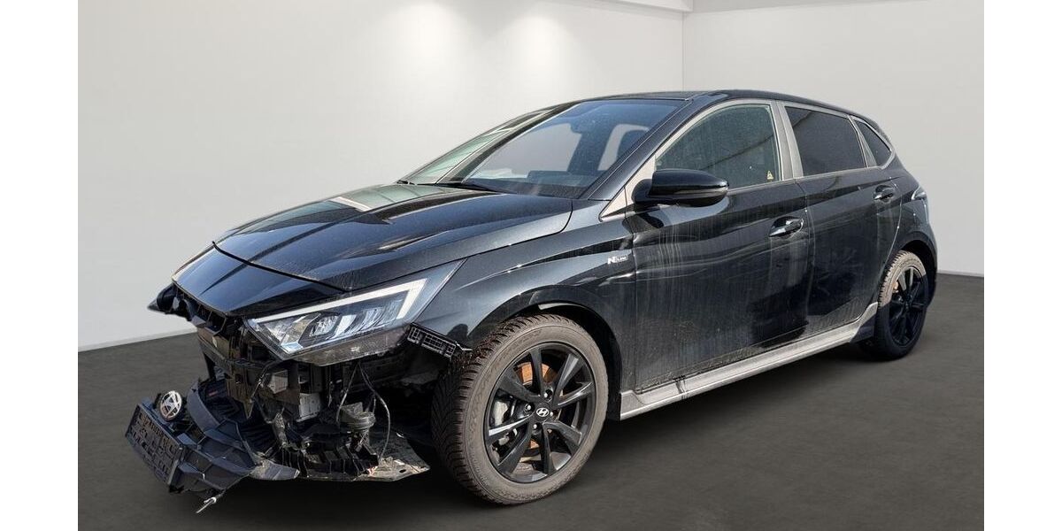 Hyundai i20 14.396 km 10.880 &euro; Dillenburg 35684