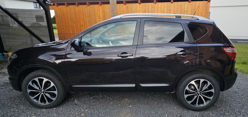 Nissan Qashqai 125.000 km 8.200 &euro; Windhagen 53578
