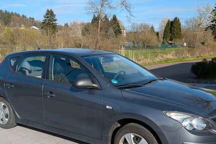 Hyundai i30 262.000 km 2.300 &euro; Bausendorf 54538