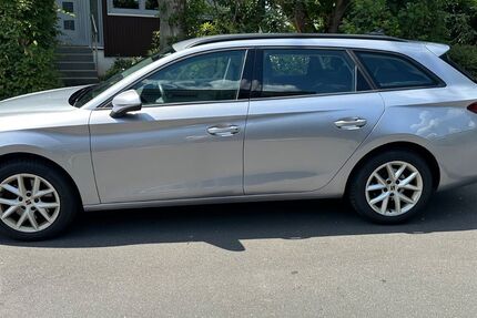 Seat Leon 79.655 km 15.999 &euro; Lohmar 53840