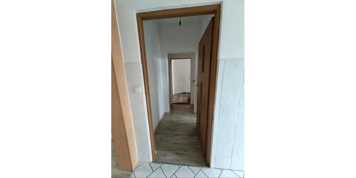 Etagenwohnung Calbe (Saale) - 1 Zimmer, 40 m&sup2;, 220&euro; | Angebot:27627439