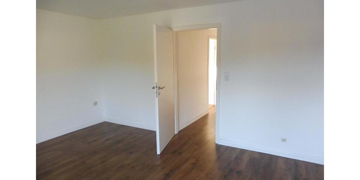 Einfamilienhaus Hechthausen - 6 Zimmer, 179 m&sup2;, 1.120&euro; | Angebot:14085141