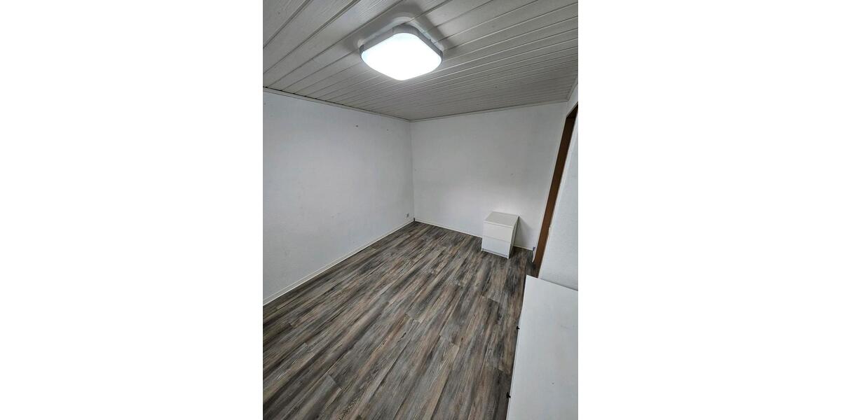 Dachgeschoßwohnung Bad Camberg - 2 Zimmer, 45 m&sup2;, 550&euro; | Angebot:25168352