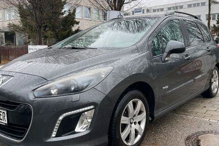 Peugeot 308 242.000 km 3.690 &euro; Riemerling 85521