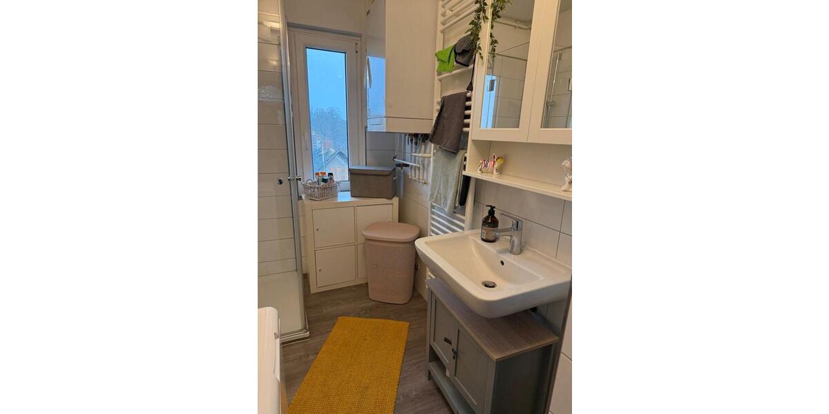 Etagenwohnung Hille - 5 Zimmer, 92 m&sup2;, 750&euro; | Angebot:25405153