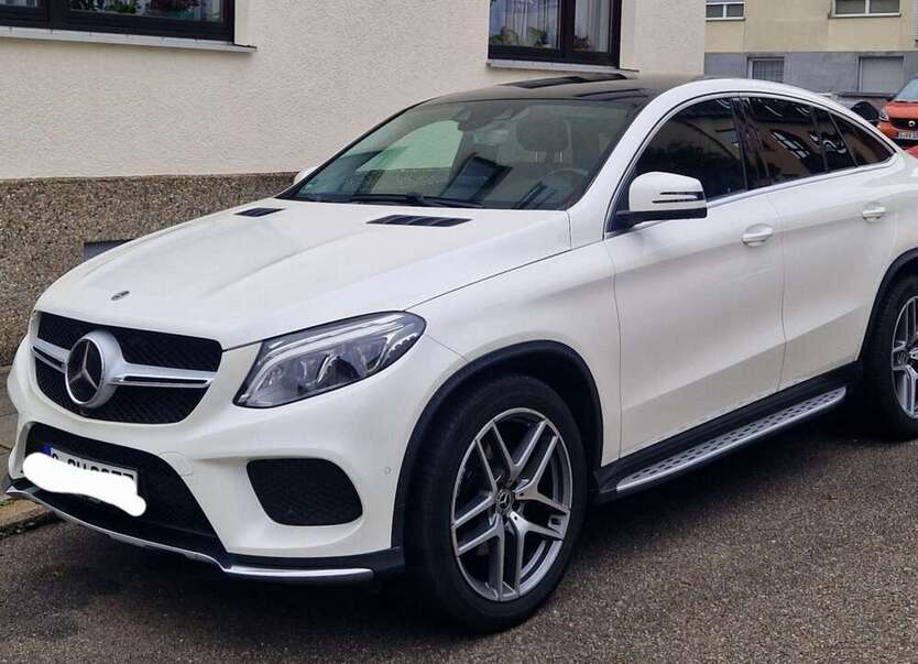 Mercedes-Benz GLE 350 51.000 km 52.000 € Stuttgart 70435