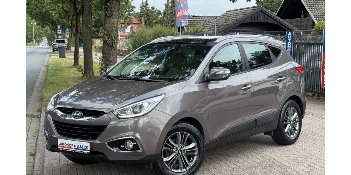 Hyundai ix35 121.000 km 8.990 &euro; Melbeck 21406