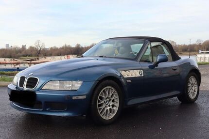 BMW Z3 208.000 km 3.999 &euro; Düsseldorf 40221