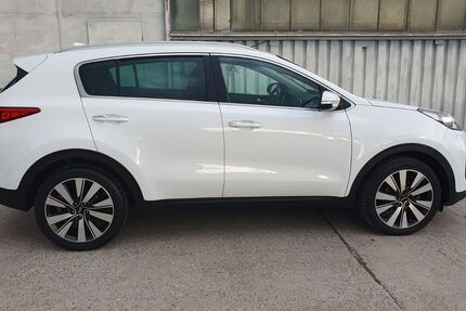 Kia Sportage 63.100 km 14.000 € Neuhofen 67141