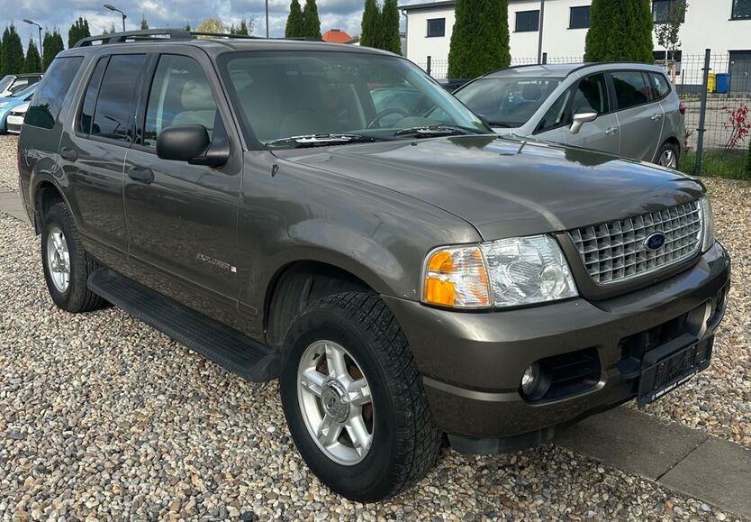 Ford Explorer 227.872 km 4.990 € Potsdam Mittelmark / Beelitz 14547