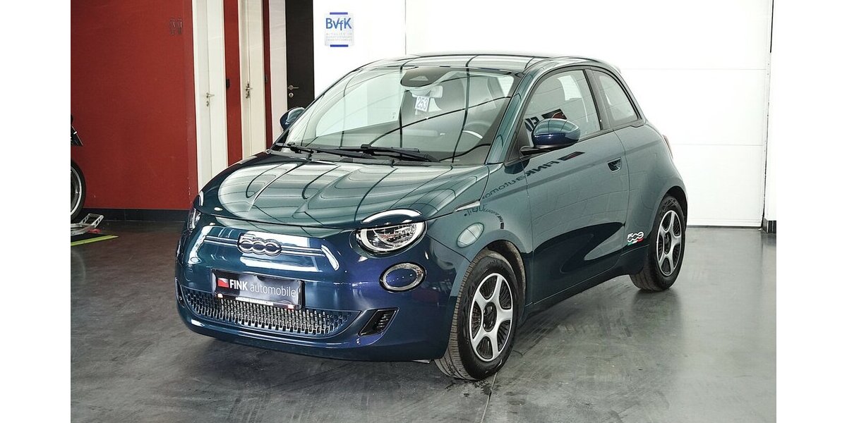 Fiat 500e Action Carplay Android Automatik 1.Hand 20.500 km 13.120 &euro; Lich 35423