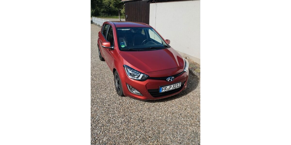 Hyundai i20 52.500 km 5.150 &euro; Müllheim 79379