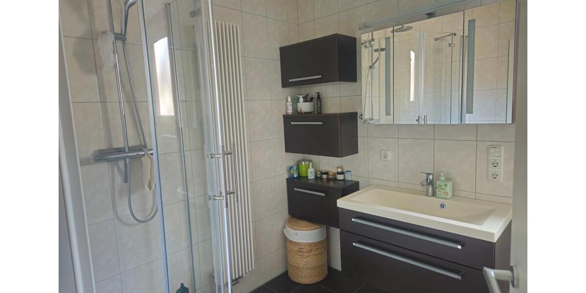 Doppelhaushälfte Reutlingen Reutlingen (Kernstadt) - 5.5 Zimmer, 136 m&sup2;, 739.000&euro; | Angebot:25590001