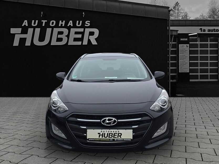i30