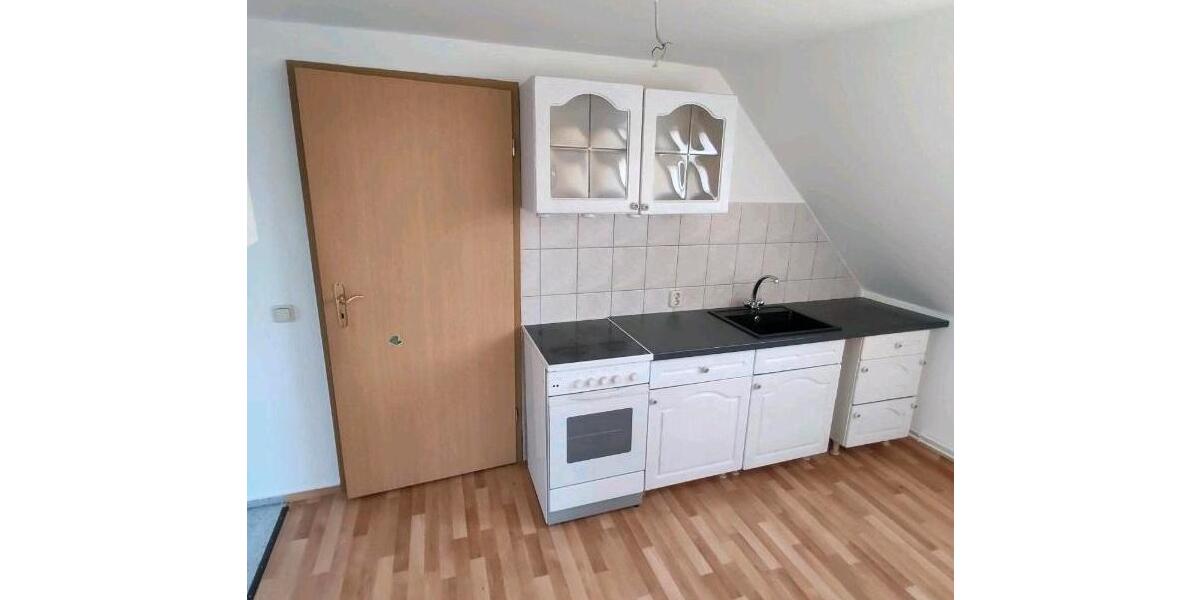 Dachgeschoßwohnung Lübtheen - 2 Zimmer, 39 m&sup2;, 400&euro; | Angebot:26134967