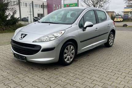 Peugeot 207 73.000 km 2.699 &euro; Gross-Gerau 64521