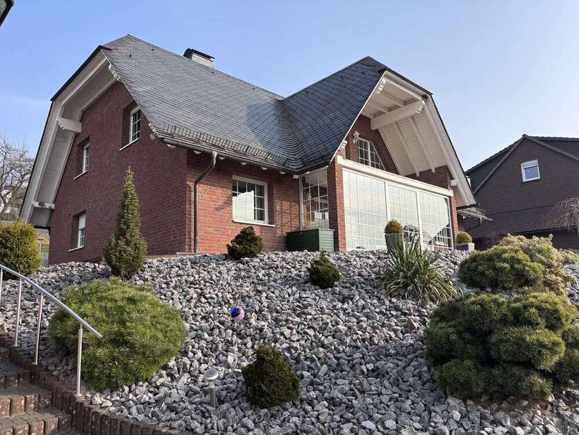Haus zum Kaufen in Breidenbach 539.000 € 290 m²