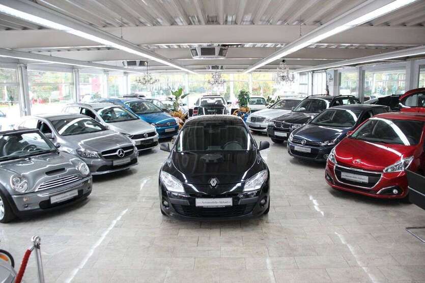 Renault Megane 180.000 km 3.990 € Essen 45356