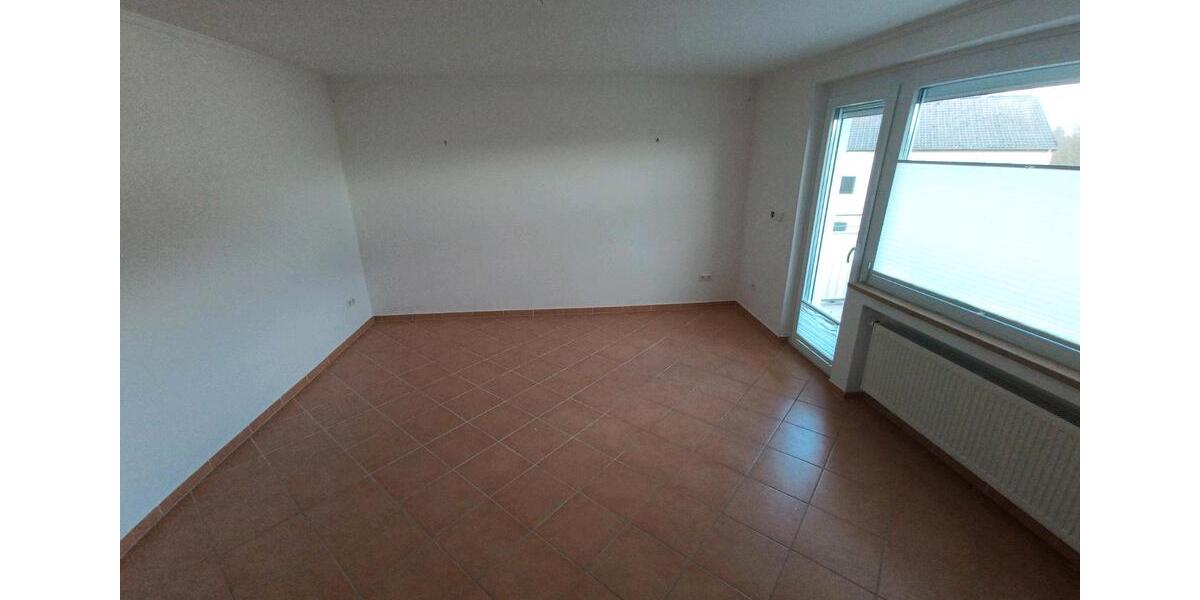 Etagenwohnung Burscheid - 4 Zimmer, 77 m&sup2;, 900&euro; | Angebot:24801510