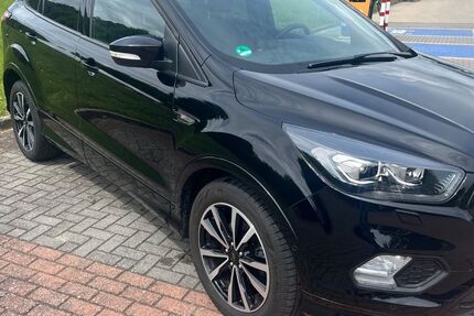 Ford Kuga 120.000 km 12.000 &euro; Bad Zwesten 34596
