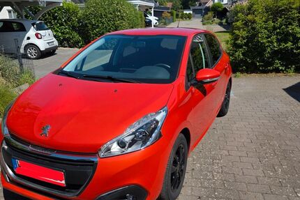 Peugeot 208 68.100 km 6.900 &euro; Winsen 21423