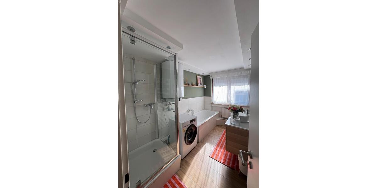 Maisonettenwohnung Frankfurt am Main Sindlingen - 5 Zimmer, 120 m&sup2;, 2.155&euro; | Angebot:25406586